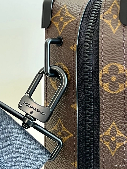 Affordable VUITTON TRUNK HANDLE SOFT LOUIS 0711